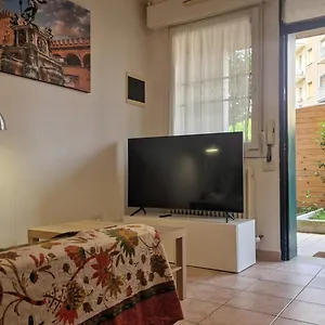 Fiorilli House - Fair District - Gratis Private Parking , Bologna Italien