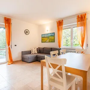 Casa Lella , Dervio Italien